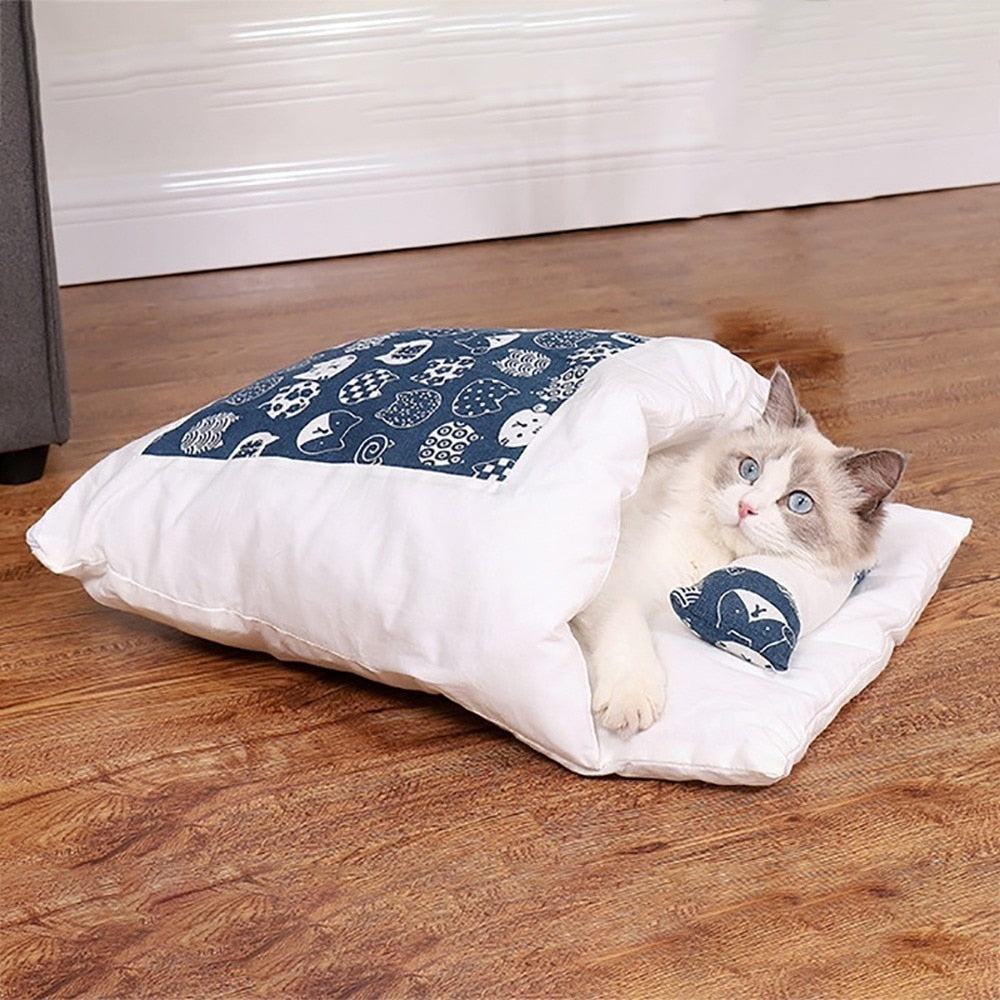 Winter Warm Cat Bed with Pilllow - Misthere K.