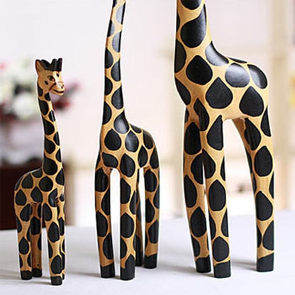 Giraffe Furnishing Decor OrnamentMisthere K. - All rights reserved